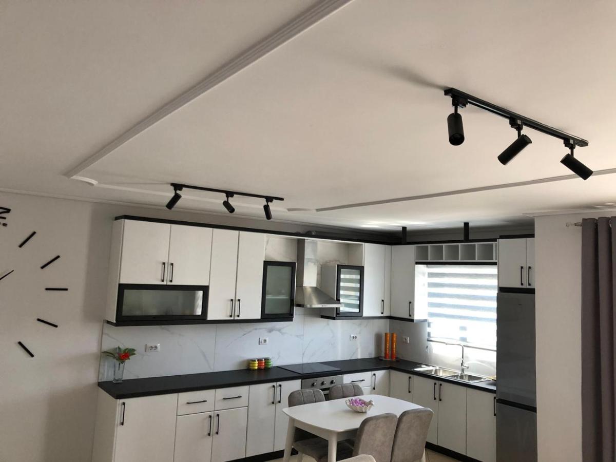 Sea La Vie- Apartment Saranda Kültér fotó