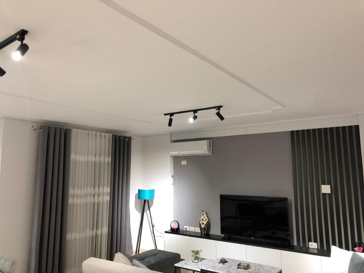 Sea La Vie- Apartment Saranda Kültér fotó
