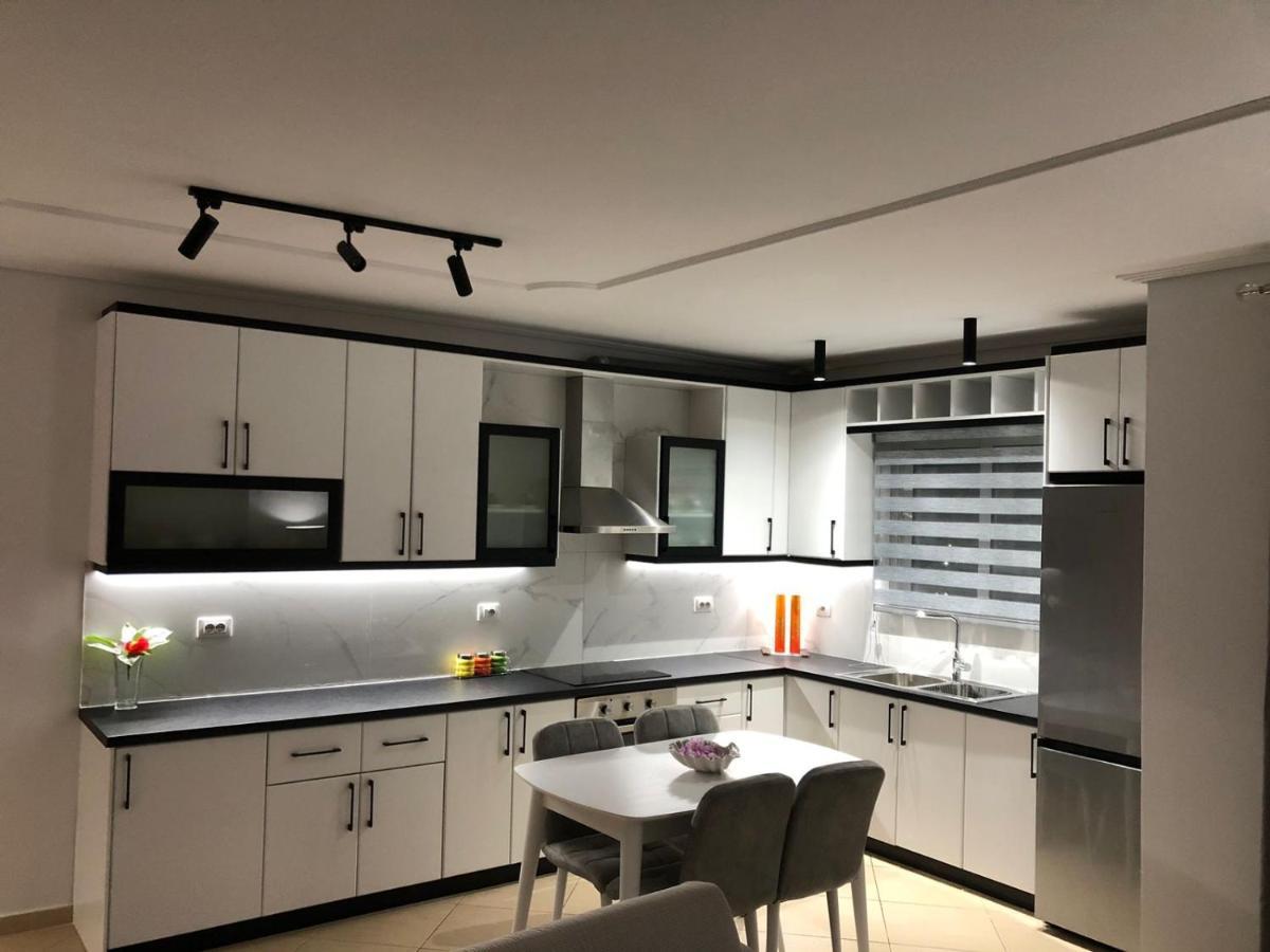 Sea La Vie- Apartment Saranda Kültér fotó